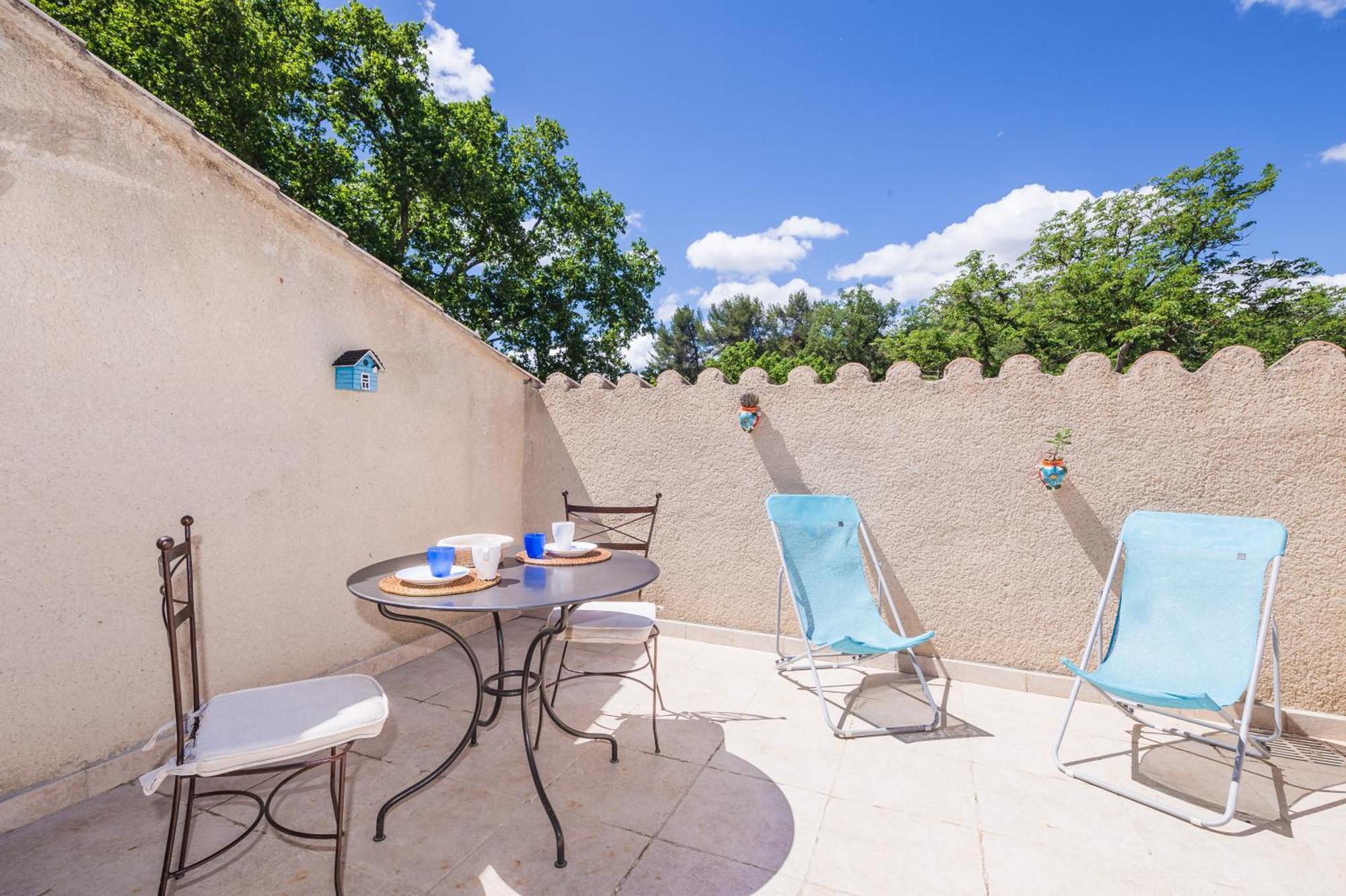Le Relais Du Grand Logis Hotel Mirabeau  Bagian luar foto