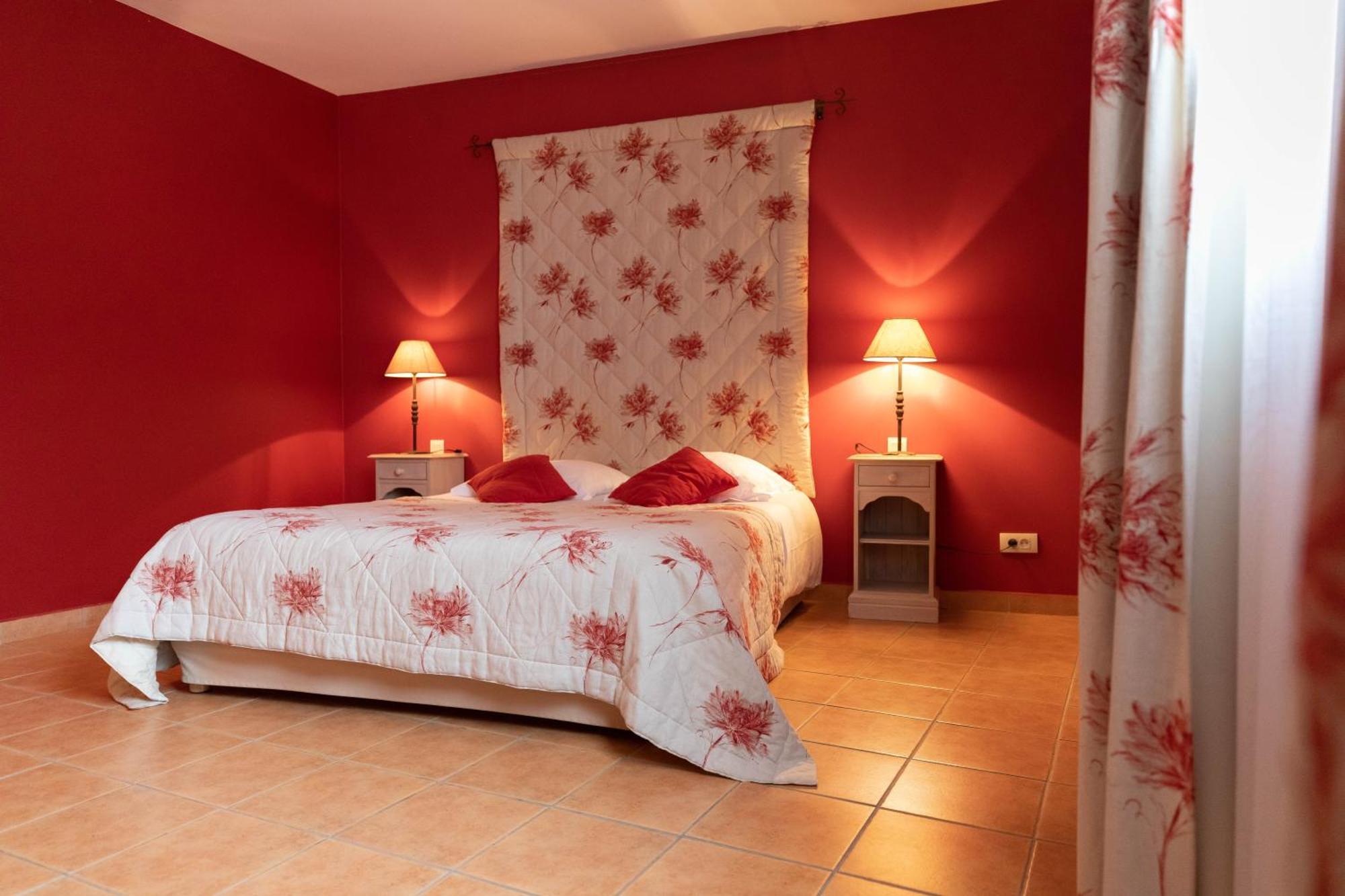 Le Relais Du Grand Logis Hotel Mirabeau  Bagian luar foto