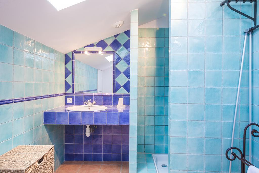 Le Relais Du Grand Logis Hotel Mirabeau  Bagian luar foto