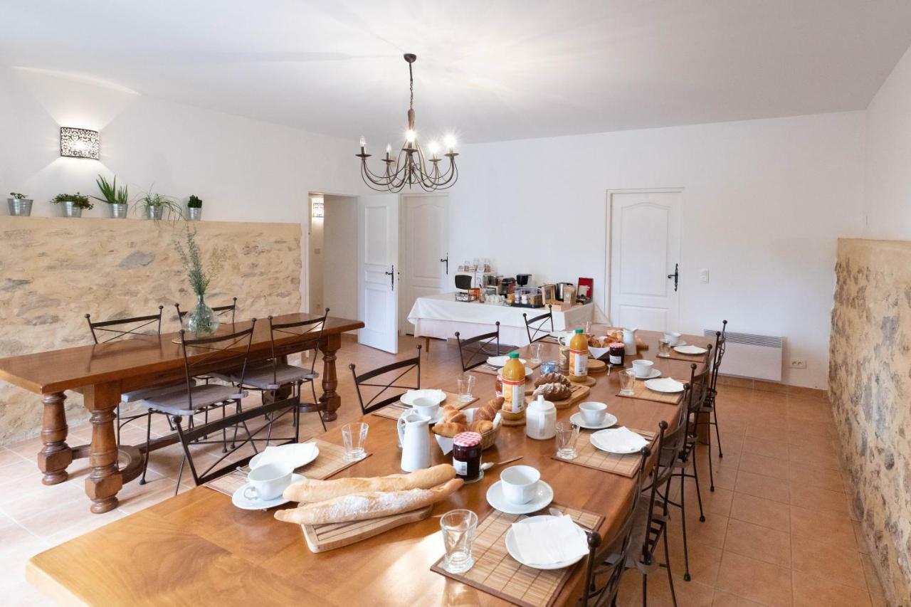 Le Relais Du Grand Logis Hotel Mirabeau  Bagian luar foto
